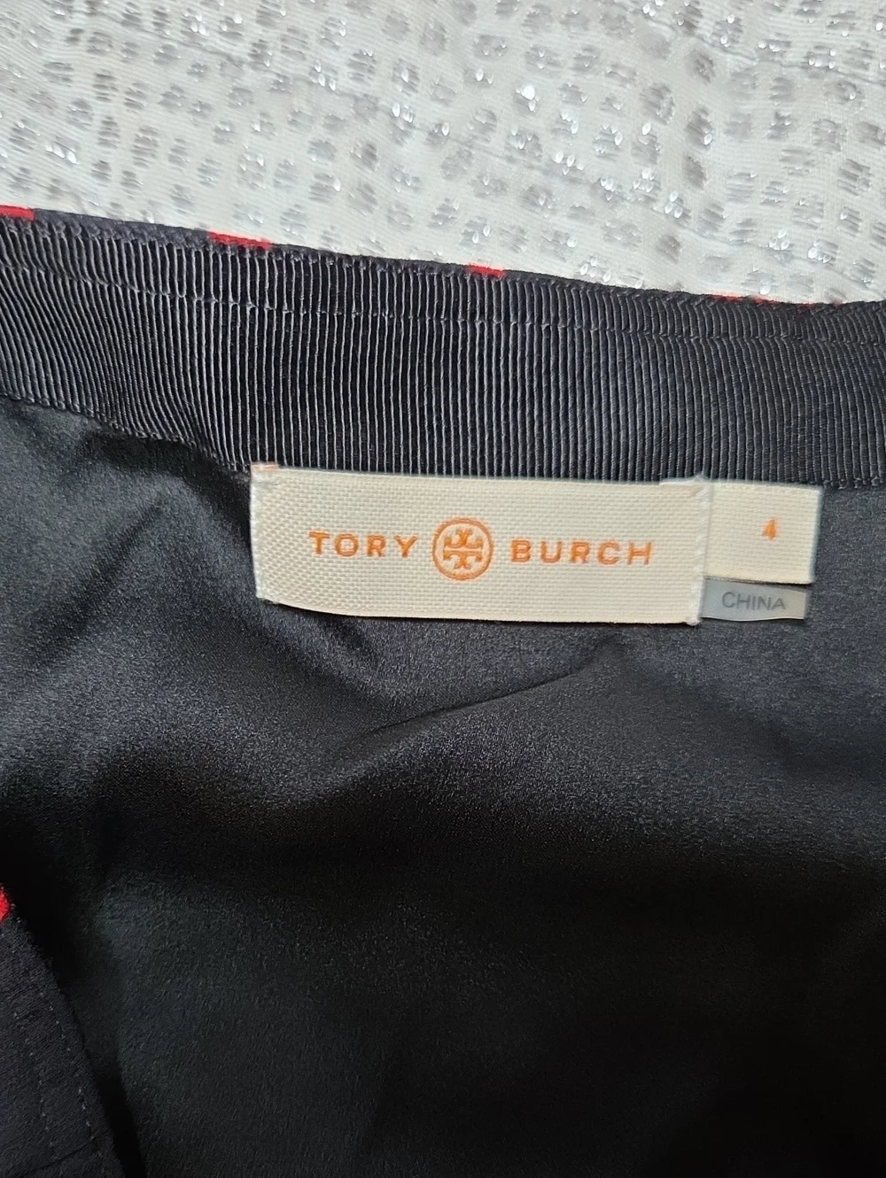 Sz 4 - Tory Burch Pleated Black Skirt with Red Floral Print